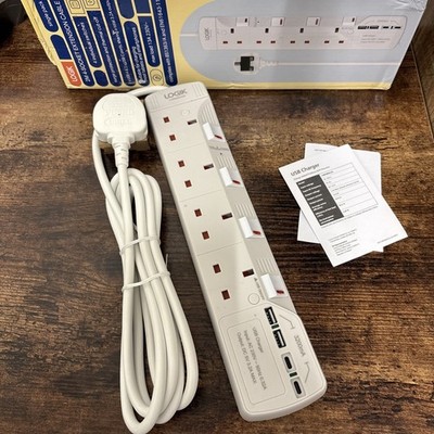 LOGIK Überspannungsgeschütztes Verlängerungskabel mit 4 Buchsen und USB-C - 2 m