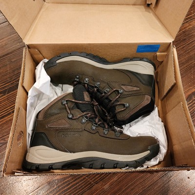 Columbia Women's Newton Ridge Plus Waterproof Amped Boot Size 9