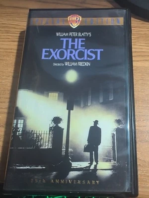 The Exorcist (VHS, 1998, 25th Anniversary Special Edition) With Postcard - Image 1 of 4