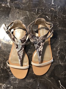 bcbgeneration sandals flat