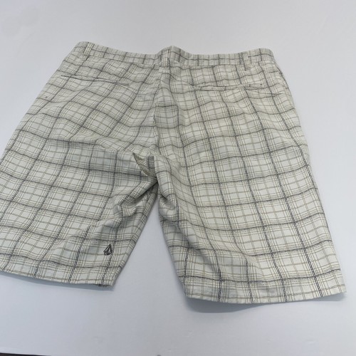 VOLCOM CORPO CLASS mens Striped chino shorts White Striped size 38 Pre Owned - Picture 15 of 22