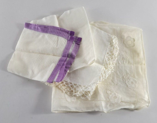 Womens VTG Handkerchief Lot 4 Pieces Hankies Croc… - image 1