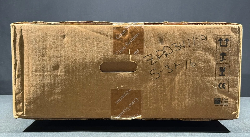 Cisco Catalyst  WS-C3850-48P-S 48 Port PoE Stackable Network  Switch - Fast Ship - Image 3 of 4