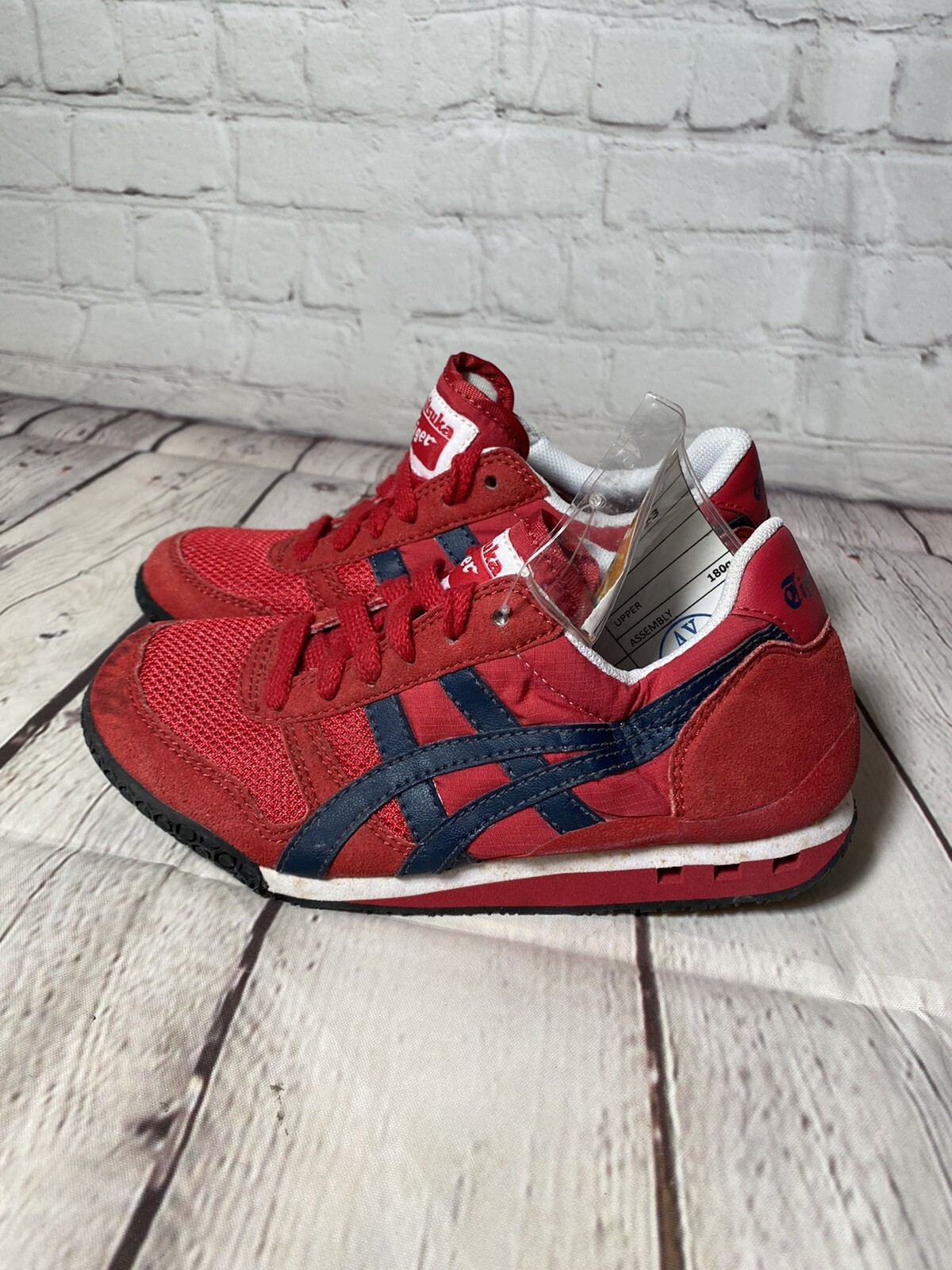 Onitsuka Tiger Ultimate 81 Black Coal 