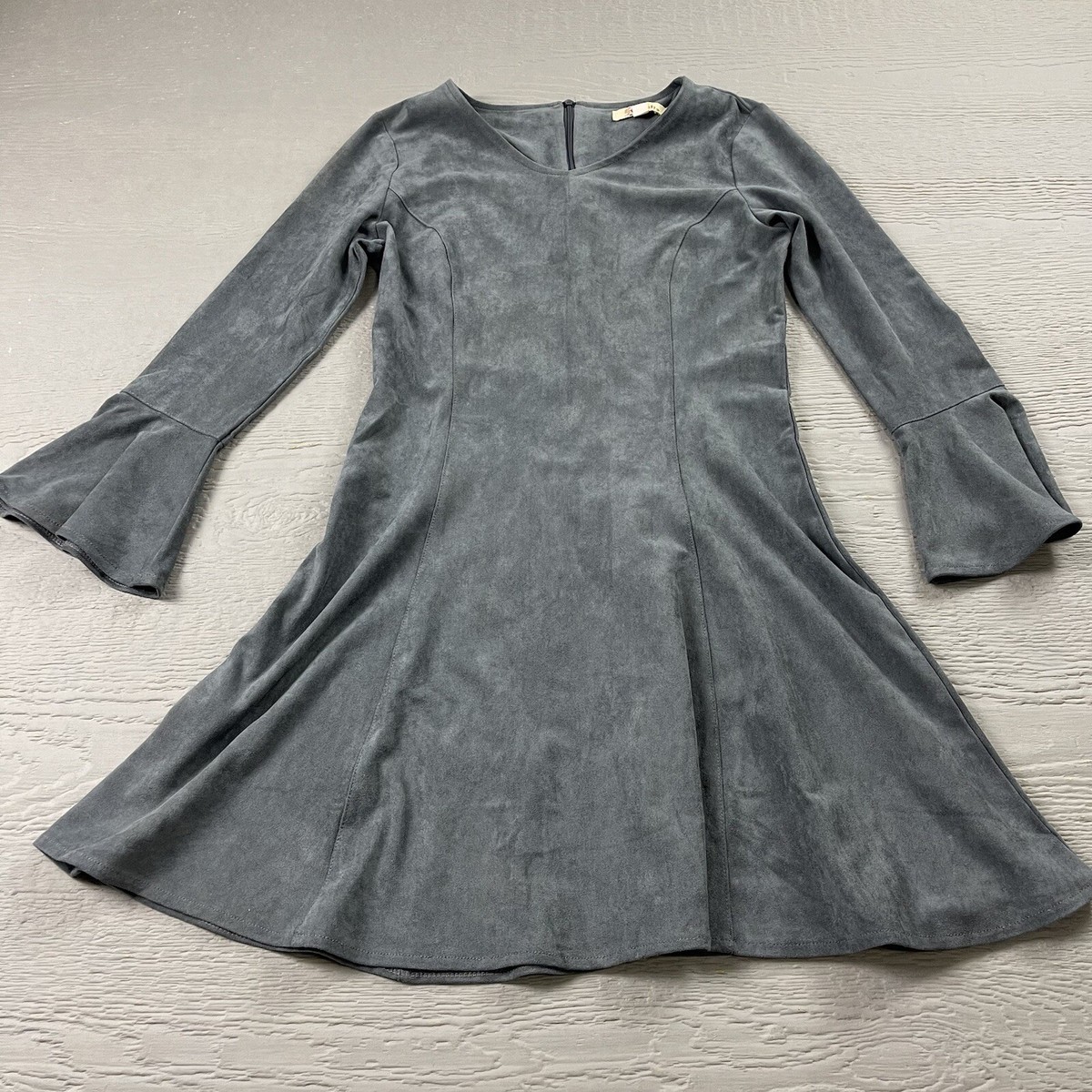 Aryeh Anthropologie Dress Womens S Gray Faux Suede Bell Sleeve Vneck Back Zip | eBay Aryeh Anthropologie Dress Womens S Gray Faux Suede Bell Sleeve Vneck Back Zip | eBay