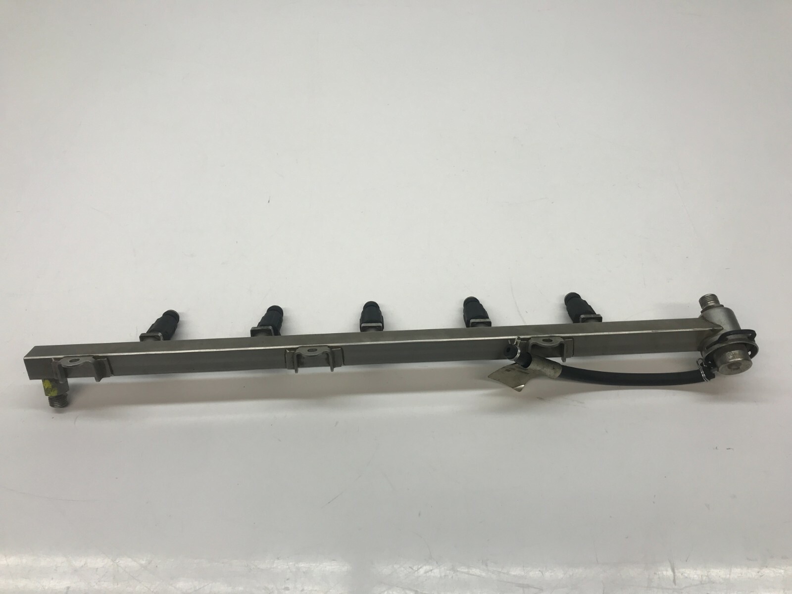 LAMBORGHINI GALLARDO DRIVER LEFT LH FUEL INJECTOR WITH RAIL OEM 07L133681E