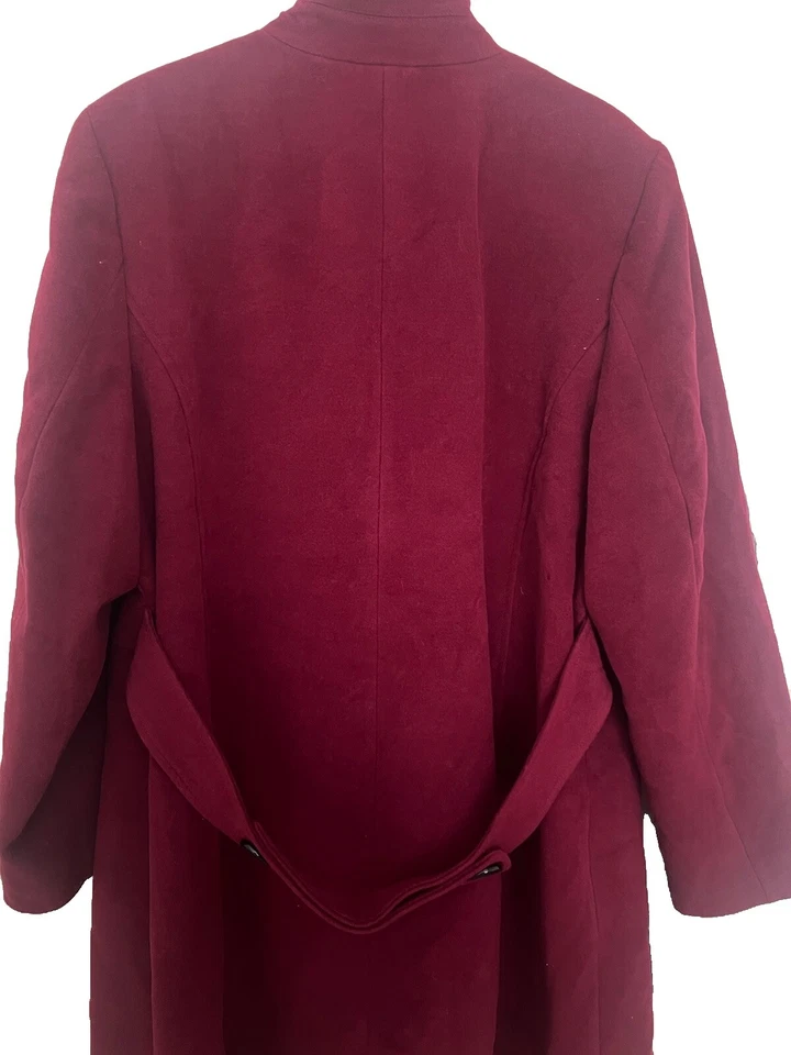 Monroe & Main Women's Size 8 Jacket Red. Al Most New. Never Been Use - Image 2 of 4