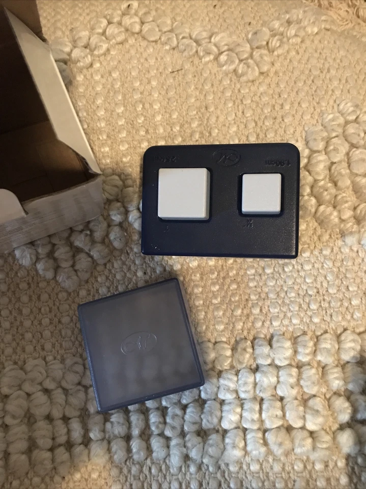 CREATIVE MEMORIES Bulk Punches Very Good Condition - Image 2 of 4