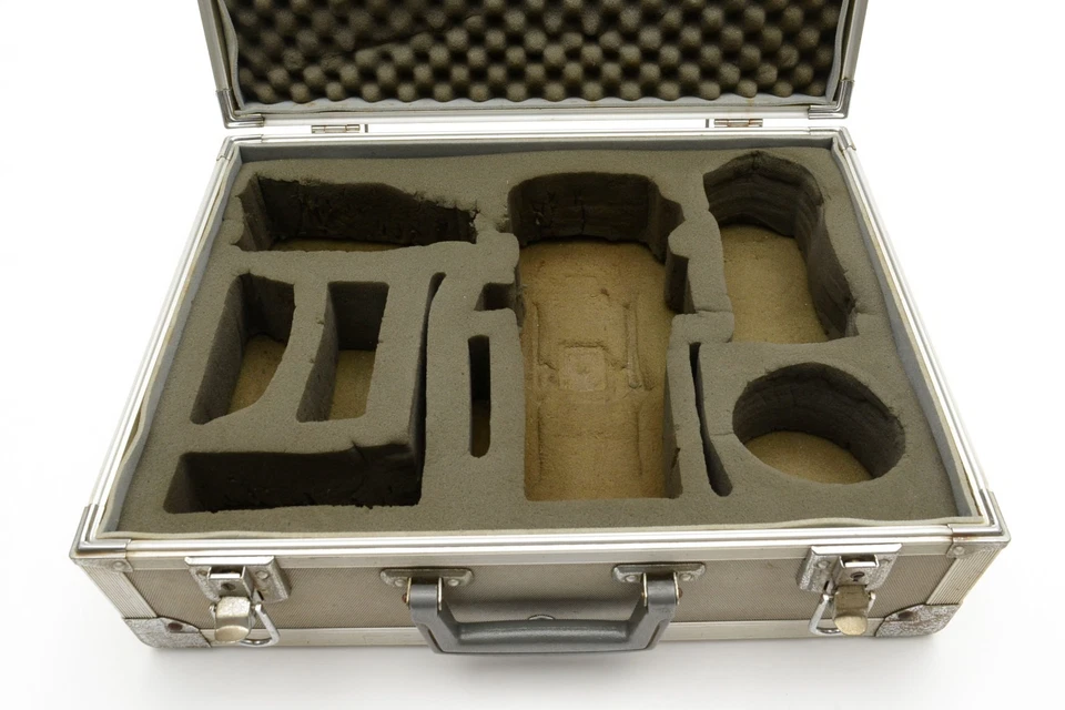 [Exc+5] Mamiya Medium Format Aluminum Camera Case Trunk For RB67 RZ67 From JAPAN - Image 2 of 4