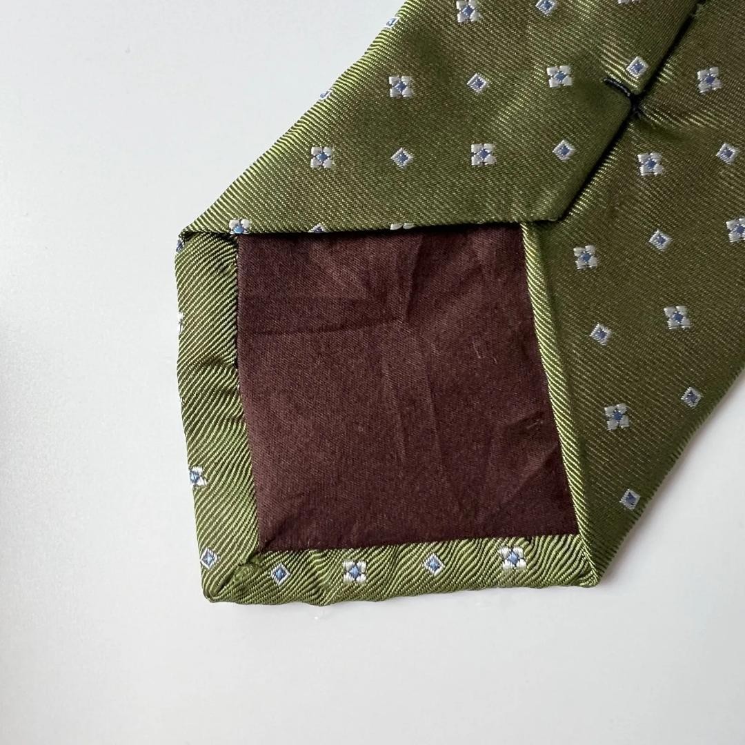 Louis Vuitton Tie 100% Silk Green Floral LV Other 3.4 inches From Japan thumbnail 5