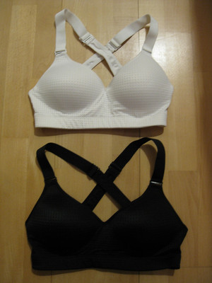 H&M 2x Sport BH High Support schwarz & weiß S NEU