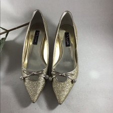 Nina gold glitter heel with 1.5 inch heel size 7.5