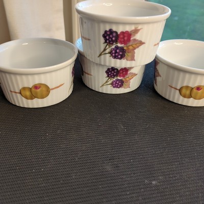 4 Royal Worcester Fine Porcelain 1980 Made In England Oven To Tableware Ramekin