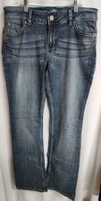 Wrangler Women  s Boot Cut 11/12 x 34 Medium Wash Jeans EUC