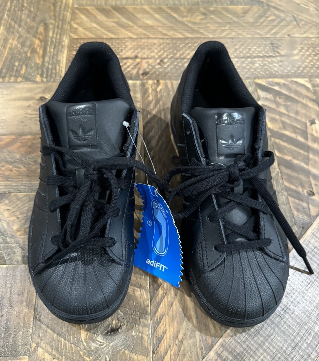 adidas size 2.5