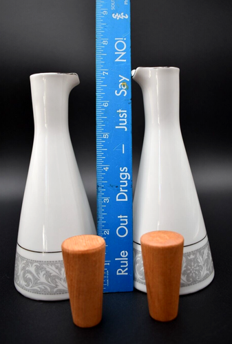 Vtg Imperial China Whitney Oil/Vinegar Set With Wood Stoppers Japan, New in Box - Picture 8 of 15