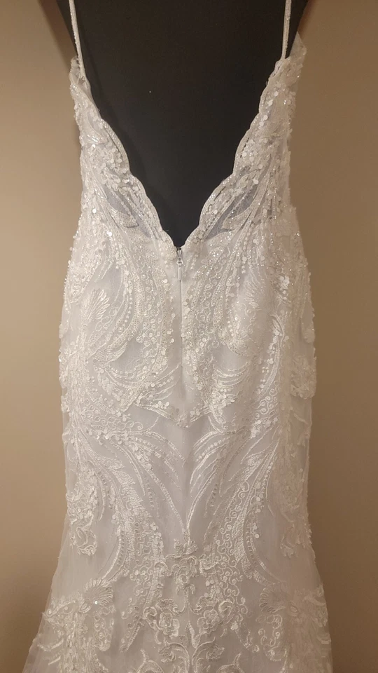Vestido de novia Galina Signature SWG941 con cuentas espalda baja talla 12 Foto 3 de 4