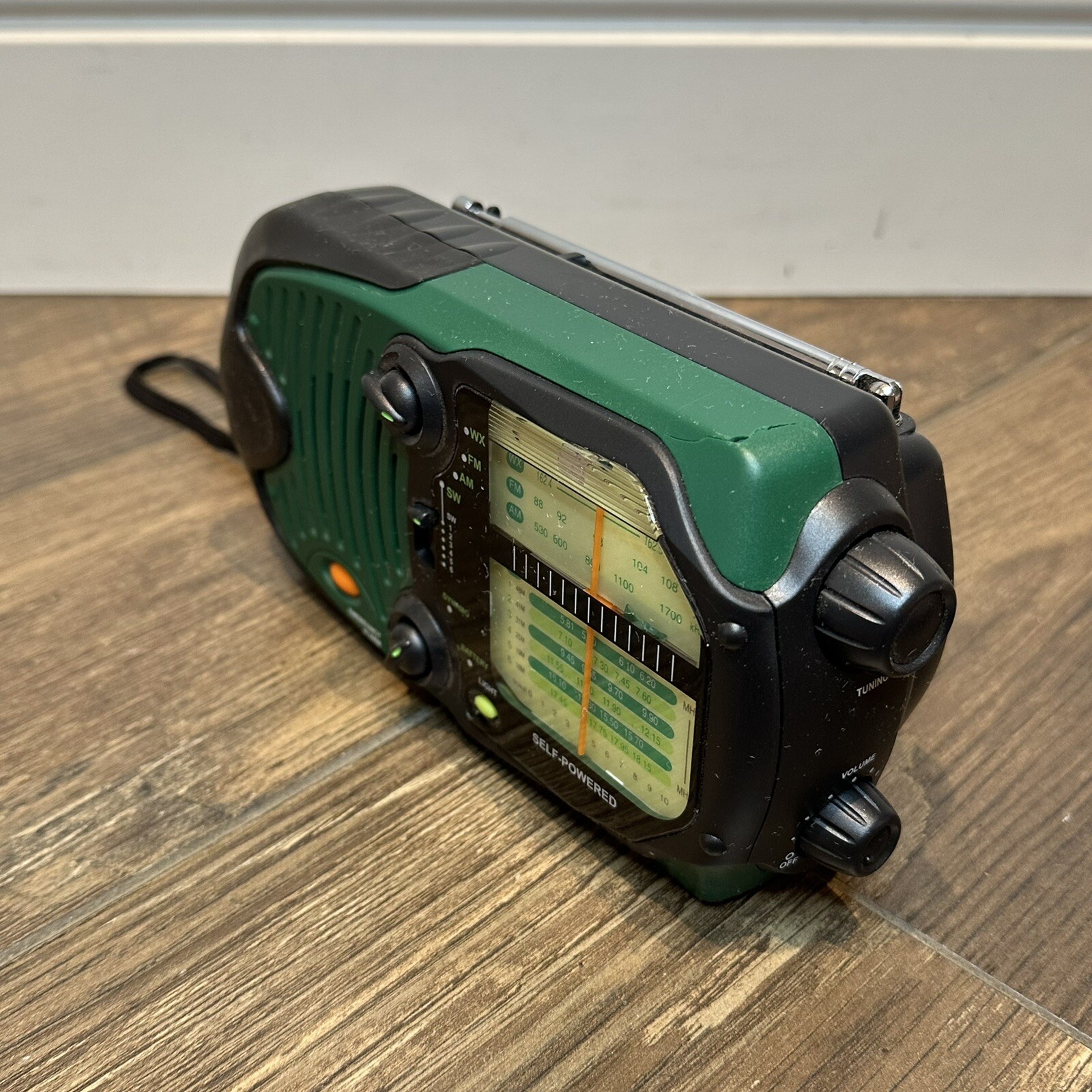 RadioShack Portable Radio *In Box* AM/FM/WX/SW SelfPowered Emergency