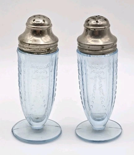 Blue Federal Glass Madrid depression glass salt & pepper shaker vintage w/ lids