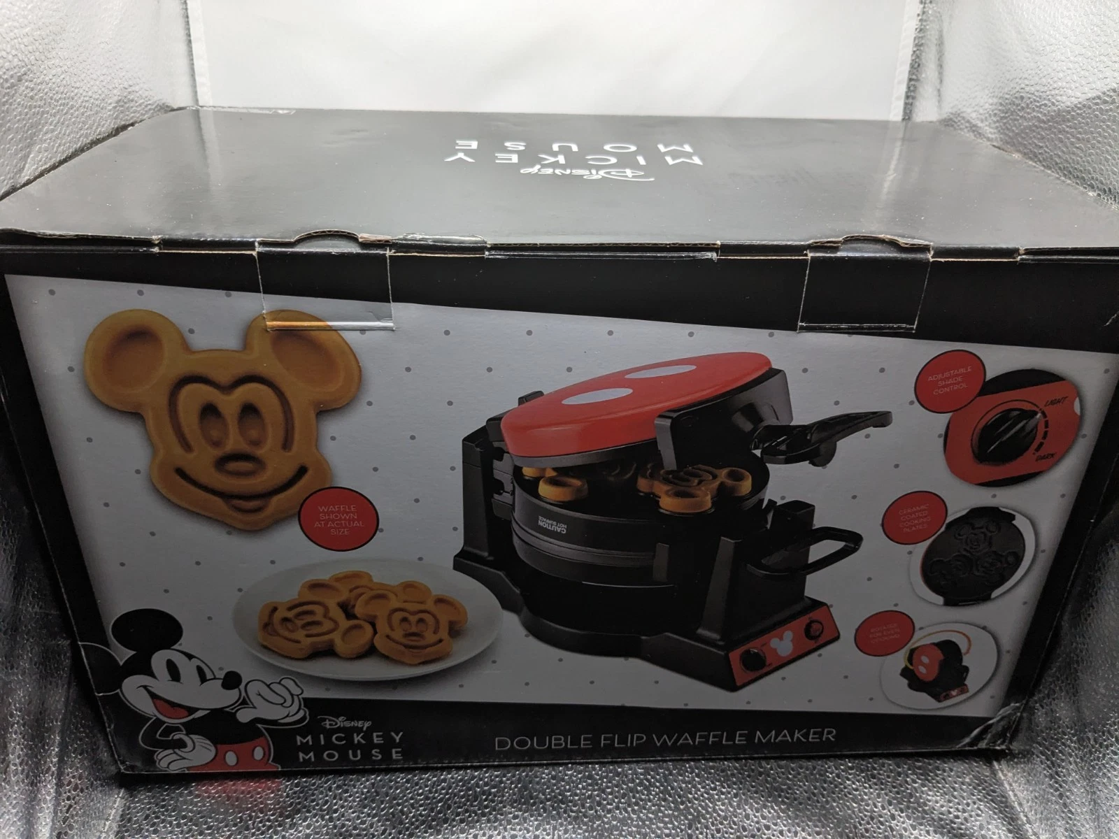 Disney Mickey Mouse MIC-62 Double Flip Waffle Maker Black, Red new ob
Opens in a new window or tab