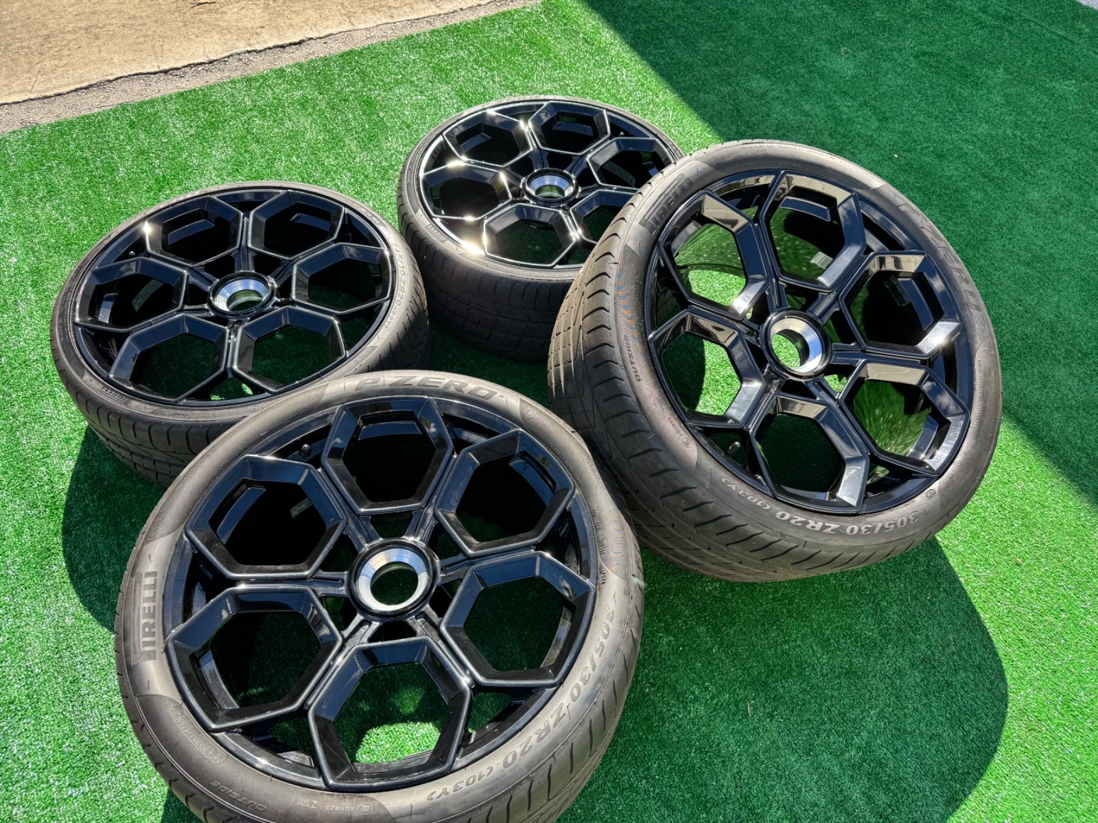 Lamborghini  Tecnica Huracan Black Forged OEM Wheels 60th Anniversary Rare