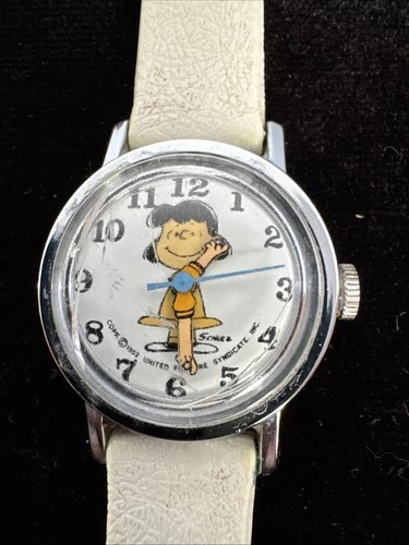 Vintage 1952 Timex United Features Peanuts Lucy Wind-up Mechanical Watch - Works