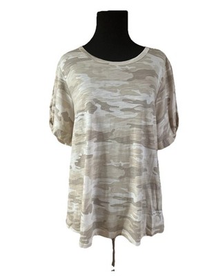 Sanctuary Camo Tee Women s Large Beige Neutral Short Sleeve Casual Top NWT