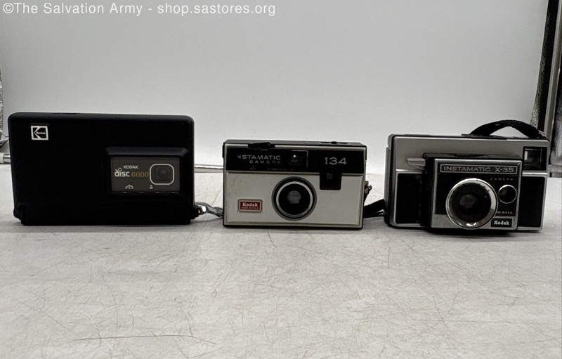 1.6LB (3) Vintage Kodak Assorted Film Cameras *Untested*