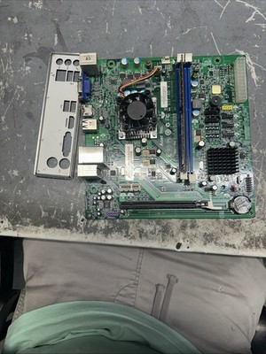 ACER eMachines Motherboard w/ AMD E-300 1.3GHz CPU D1F-AD 4gb DDR-3