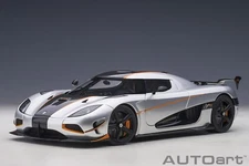 1/18 Koenigsegg Agera Rs Moon Silver W/Carbon & Orange Accents Car Autoart 79024