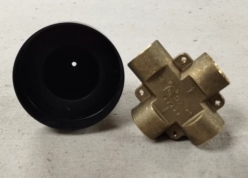 Signature Hardware SH6103 3/4” 6 Way Transfer Valve - Picture 1 of 7