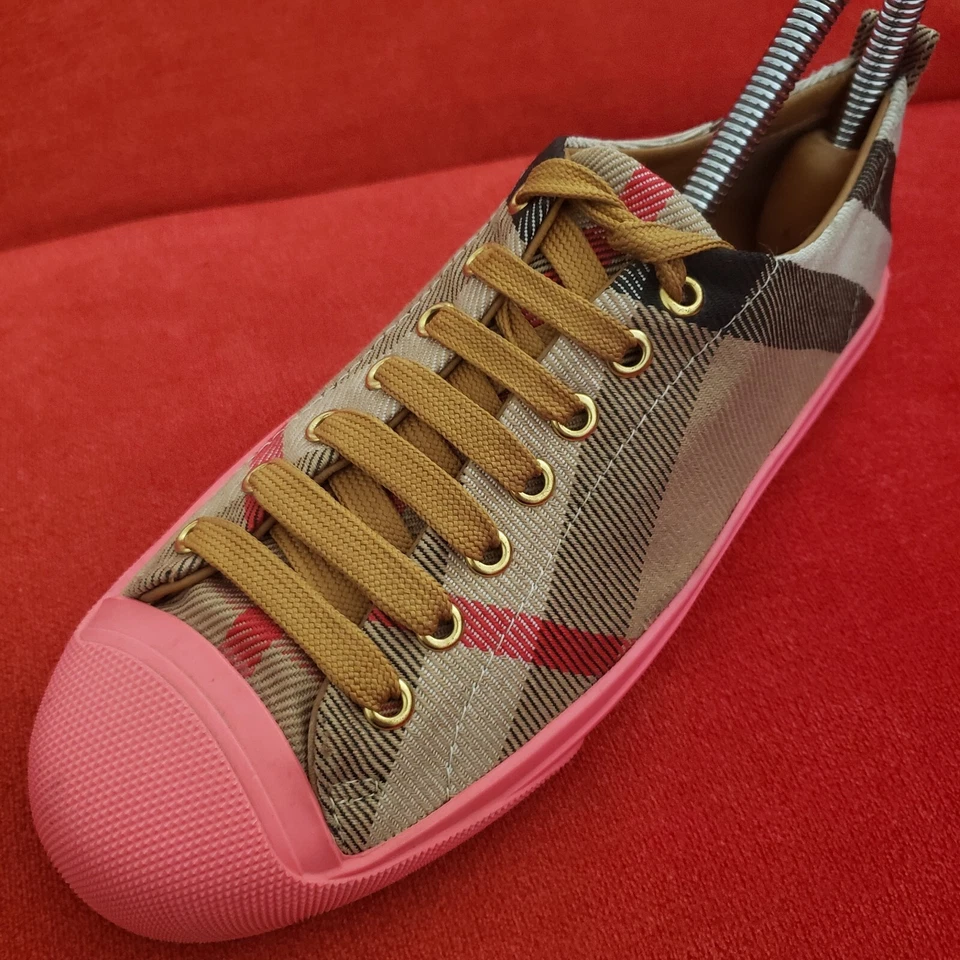 Zapatillas bajas Burberry Bourbon rosa/beige de lona y goma talla 36 EE. UU. 6 Foto 3 de 4