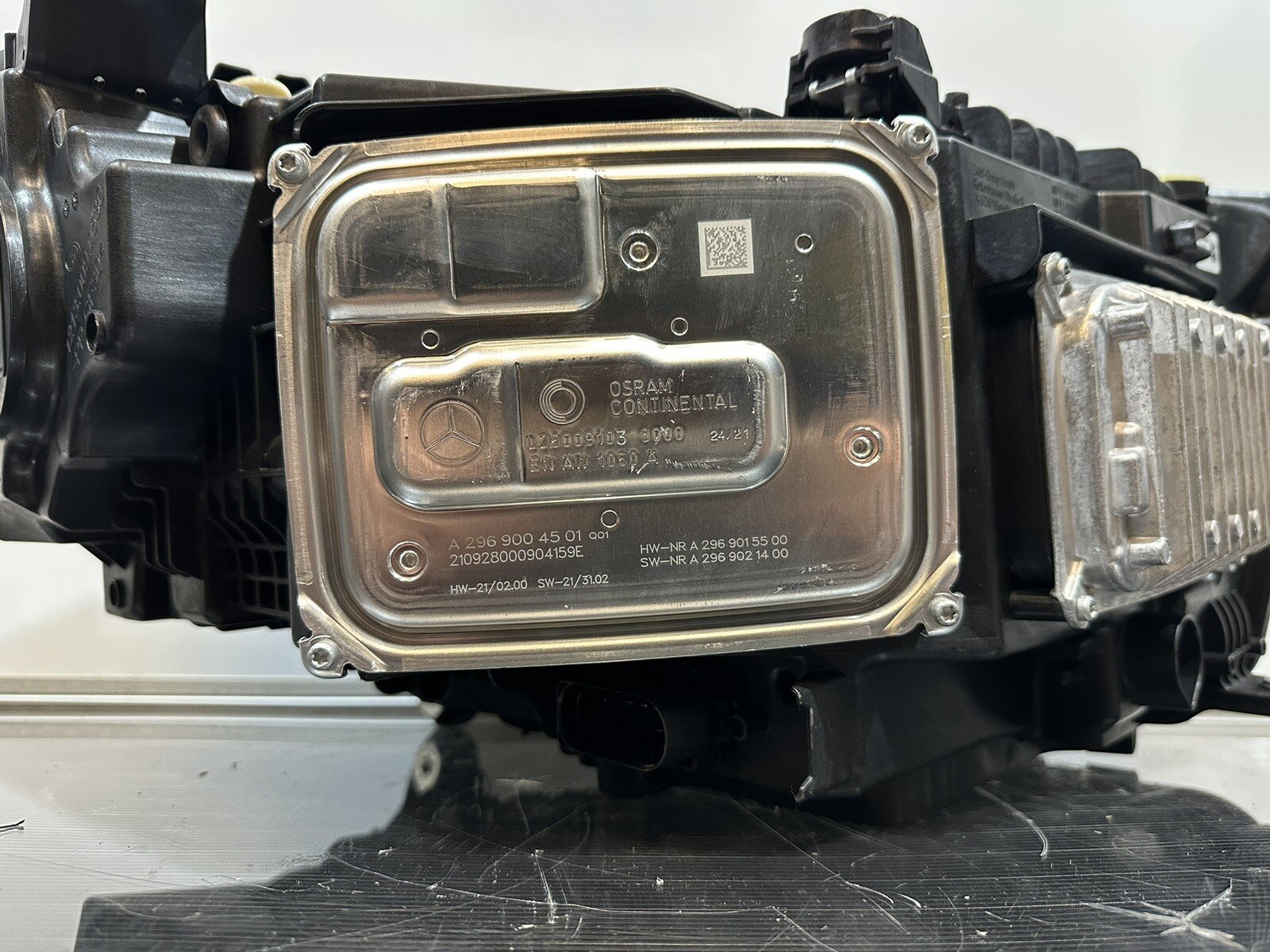 Mercedes-benz glc x254 lamp a2549062302 digital light S27977351262  