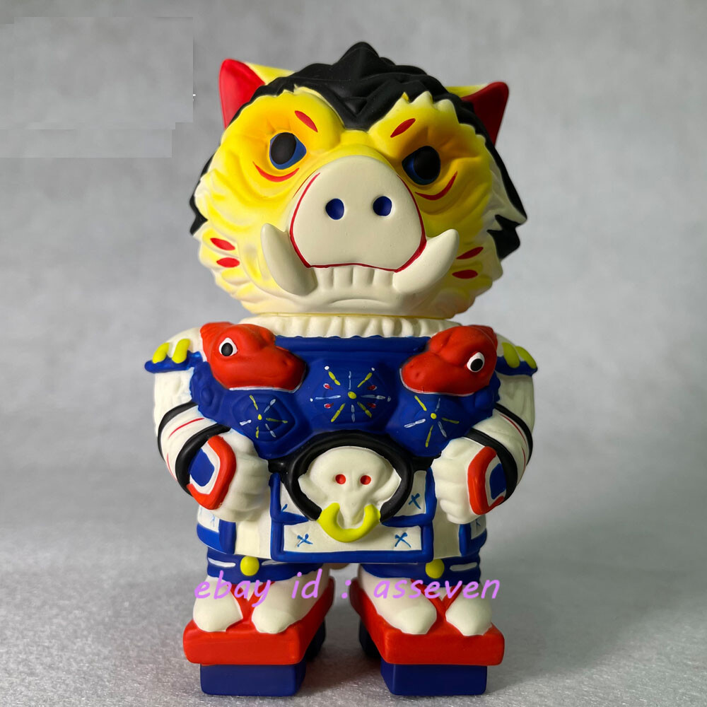 Kaiju One Kaiju One Invincible 3X1 Set Collection Figure Model In