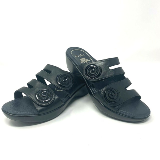 black platform slide