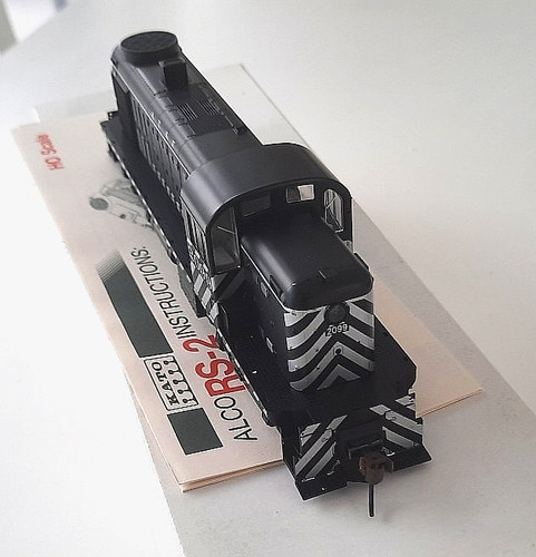 Kato▴Bulletproof, Smooth▴37-2501▴HO RS-2▴AT&SF Diesel Switcher. #2099▴DCC Ready | Condition: New: Other (See Details)