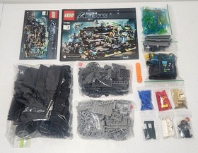 Lego 70165 Ultra Agents Missinon HQ w/Manuals Missing 4 Minifigures READ!