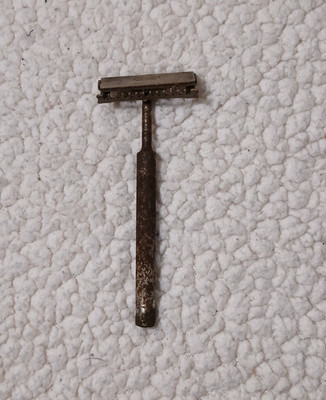 Christy Razor - VERY Old School Shaving!