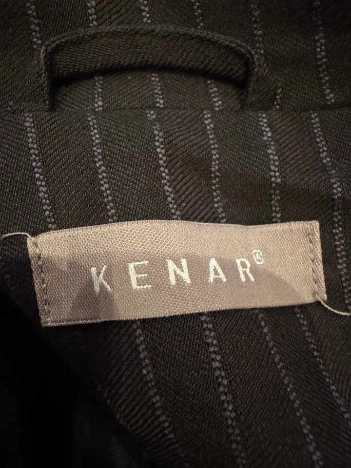 Ladies black pin stripe tailored jacket size 18 - VG - Image 3 of 4