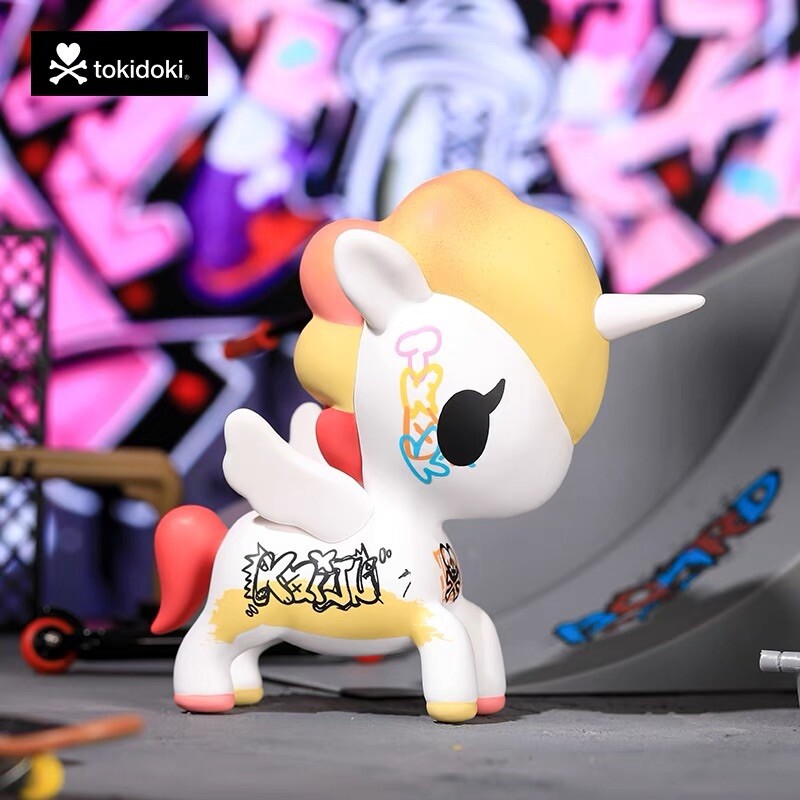 tokidoki for HelloKitty ユニコルノ ハンカチ フィギュア tokidoki for HelloKitty ユニコルノ ハンカチ フィギュア