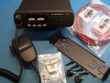 Motorola CDM750 UHF 450-512MHz 25 Watt AAM25SHC9AA1AN Excelent Condition Tested