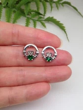 925 Sterling Silver Irish Claddagh Stud Earrings with Green CZ Heart Women 13mm