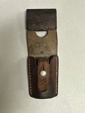 SWISS ARMY K31/M57 BAYONET LEATHER FROG.