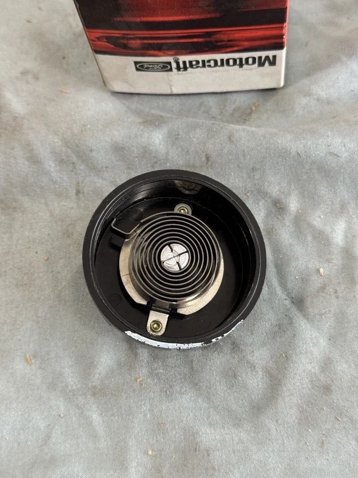 NOS 1980 FORD Granada Puma Marqués CARCASA ESTRANGULADOR DE CARBOHIDRATOS CM-3427 E0AZ-9848-G OEM Foto 2 de 3