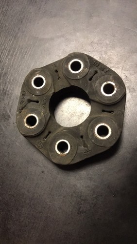 7511454 BMW 1 3 5ER E46 E81 E87 E90 E91 Kardanwelle Donut Hard Disc