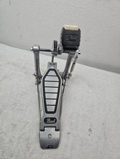 PEARL P-100 KICK PEDAL  SINGLE PEDAL
