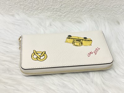 NWT Coach Long Zip Around Wallet With Sketch Print CAX11 Chalk