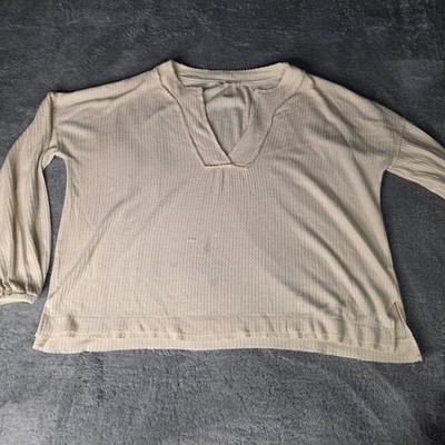 In Loom Womens Medium Top Cream Waffle Knit V-Neck Oversized IL2883