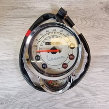 VESPA speedo & cover, Vespa LXV 2007 & 2009, 64018400VG NUOVO