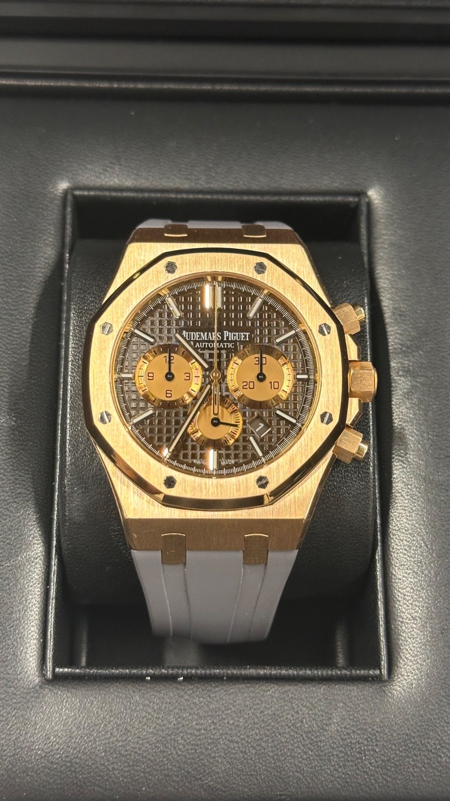 Audemars Piguet Royal Oak Chronograph 26331OR. Chocolate Dial,2017, Full Set.